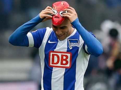 החגיגה הצבעונית של בן חאטירה לא עזרה להרטה (getty)