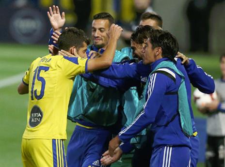 דור מיכה. שותף למחצית הראשונה הנפלאה (אלן שיבר)