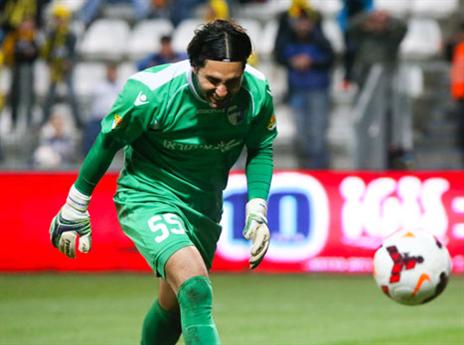 עכשיו גם המקום השלישי בסכנה (אנצ'ו גוש)