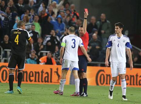 ובנוסף להכל, קומפאני ראה אדום (אלן שיבר)