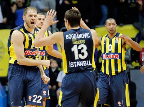 יחגגו גם במנורה מבטחים? (Getty)