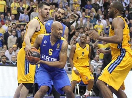קבלו אותו. דווין סמית', האיש ששווה כל דולר (gettyimages)