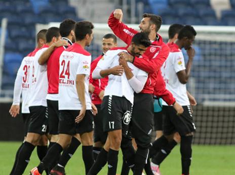 אפשר לחגוג את ההישארות (יוסי שקל)