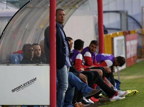 "לא ירח דבש" (אלן שיבר)