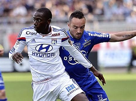 ליון שוב בפסגה, לפחות זמנית