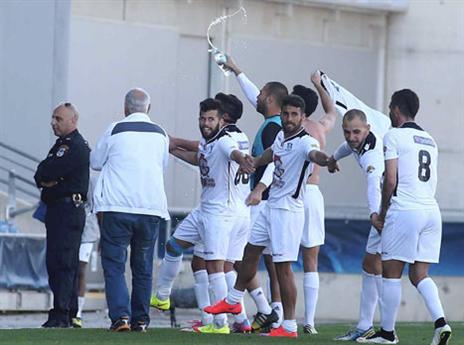 תלויים רק בעצמם (אלן שיבר)