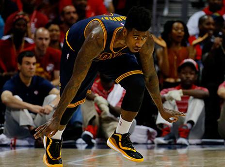 שאמפרט. פיל ג'קסון מתחרט? (getty)