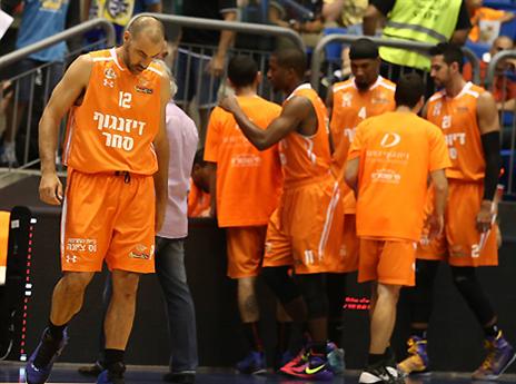 הדחה, אבל לפחות היה פלייאוף. טפירו, אמש (אלן שיבר)O