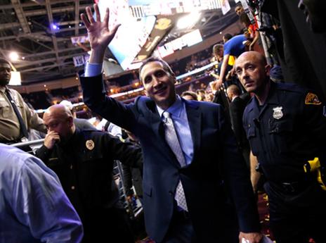 כל ישראל מאחוריו. בלאט