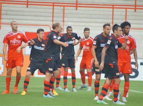 לא היוו יריב רציני. הפועל ת"א מול אוניון ברלין (האתר הרשמי של הפועל ת"א)