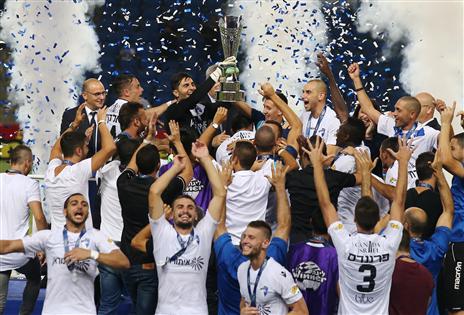 התואר הראשון של קרית שמונה (אלן שיבר)