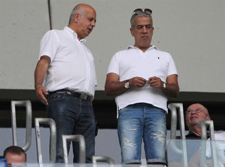 חוזר הביתה מבסוט. לוזון (יוסי שקל)