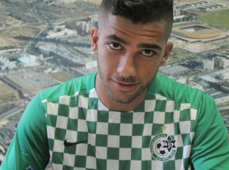 גוזלן בהארכת החוזה (צילום: מכבי חיפה)