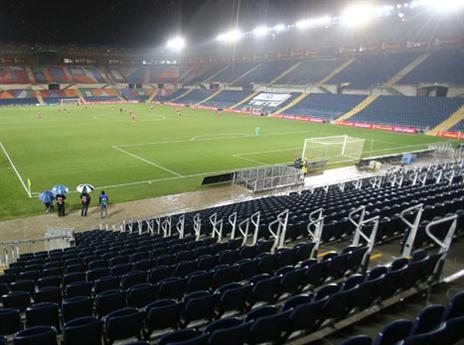 היציעים יישארו ריקים? (אלן שיבר)