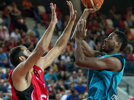 רות'בארט מנסה לחסום (עודד קרני)