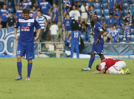 שלום למאזן המושלם. אכזבה בפ"ת (נמרוד גליקמן)