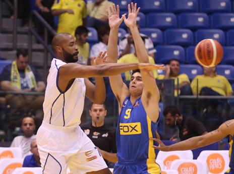 פתח בחמישייה. שגב