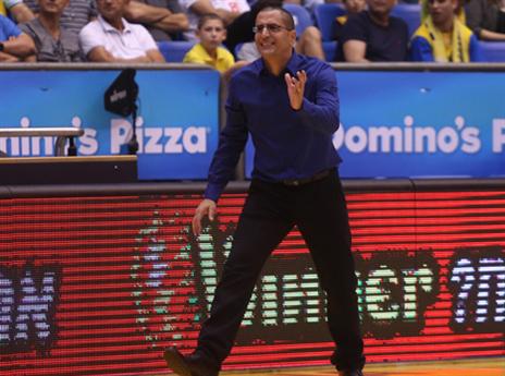 נתי כהן. טבילת אש קשה