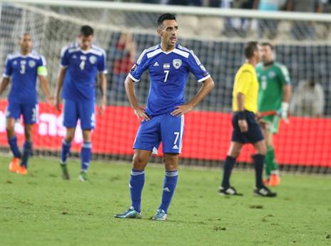 סופגים ביקורת קשה. שחקני הנבחרת (אלן שיבר)