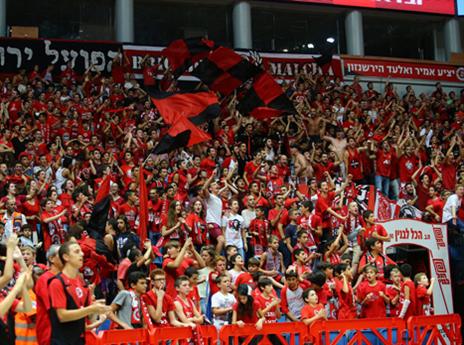 אבל האדומים שלטו בארנה (לירון מולדובן)