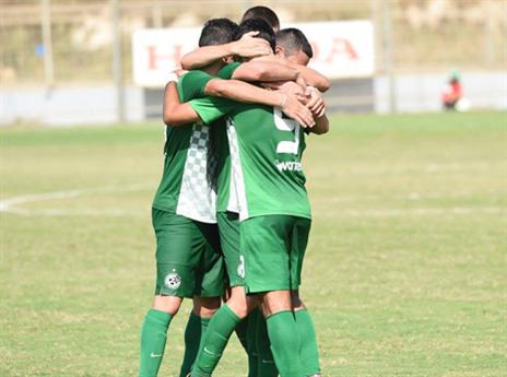 הירוקים חוגגים על היריבה השנואה (האתר הרשמי מכבי ת"א)