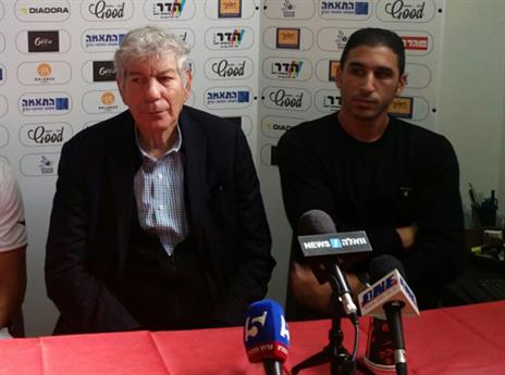 לפעמים הים שקט ואין גלים. גל כהן ויואב כץ במסיבת העיתונאים