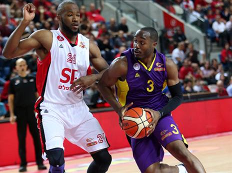 אומה משאיר את וויליאמסון מאחור (מנהלת הליגה)