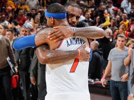 ג'יימס והחבר כרמלו. תמיד מאחוריו (Getty)