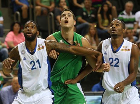 עונה מצויינת. בלייזר (מנהלת הליגה)