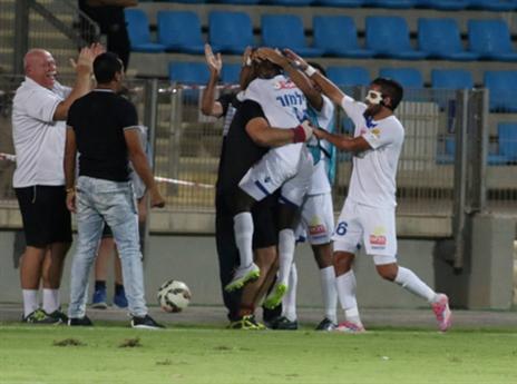 גם עכו חגגה על חשבון מכבי פ"ת (יוסי שקל)