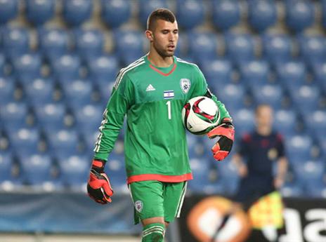 אלקסלסי. הוציא שני כדורים מהרשת עד המחצית (אלן שיבר)