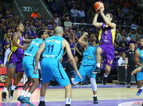 יזרעאלי זכה לפחות דקות (צילום: לירון מולדובן)