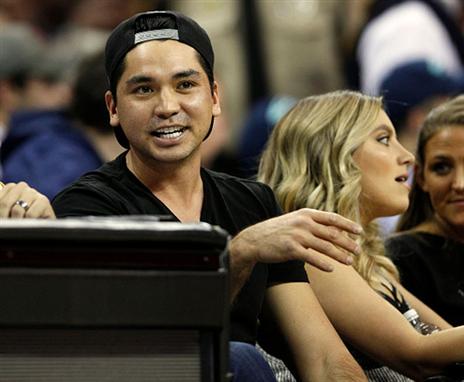 ג'ייסון ואלי דיי לפני שלברון ריחף לכיוונם (Getty)