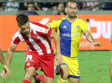 עוד רגע על המטוס מלרומניה. פינטילי (דני מרון)