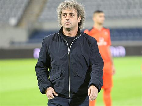 בוחר בקפידה את החיזוק (נמרוד גליקמן)