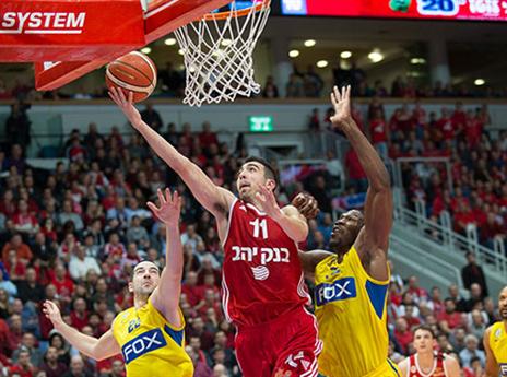 לא רצה לפגוע לו בדקות. טימור (עודד קרני)