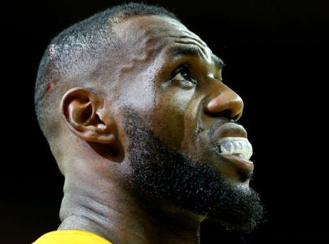 ג'יימס. נהנה להשפיל את המאמן (getty)