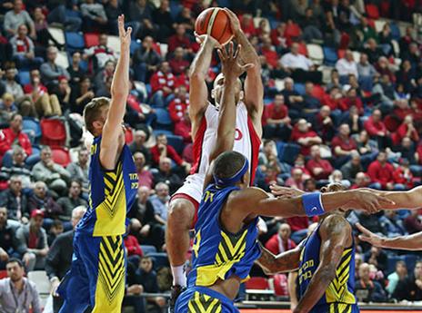 בסוף האדומים חגגו (צילום: אלן שיבר)