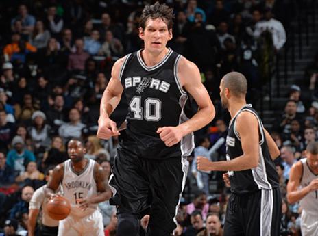 הענק של גרג פופוביץ'. מריאנוביץ' (getty)