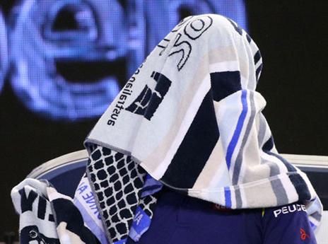 ג'וקוביץ' משחק מחבואים (Getty)