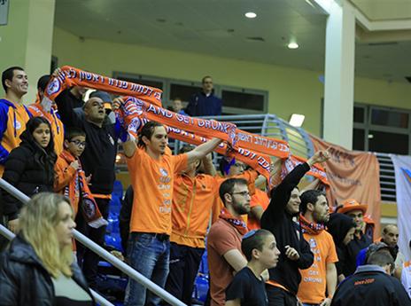 לאוהדי ראשל"צ לא היו הרבה סיבות לחייך (אודליה מטרי, מכבי ראשל"צ)