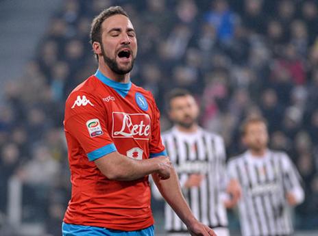 שבוע אחרי שנפלה, נאפולי תשוב לפסגה? (GETTYIMAGES)