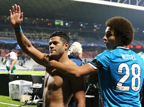 עשו סדק בתקרת זכוכית. ויטסל והולק (GETTYIMAGES)