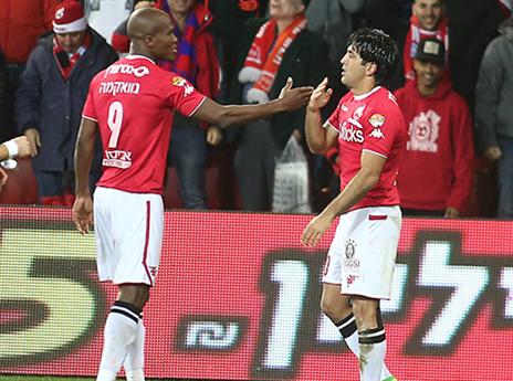 בב"ש ממשיכים לחייך (צילום: אלן שיבר)