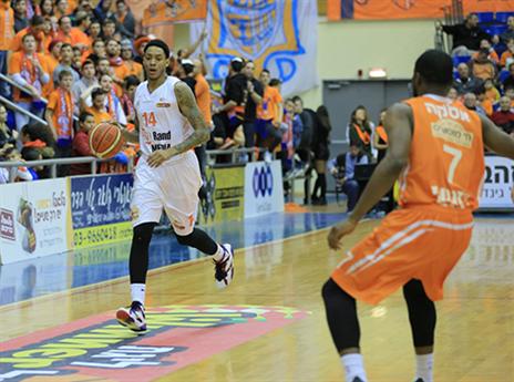 פאלמר. בראשל"צ עדיין לא ויתרו עליו (אודליה מטרי, מכבי ראשל"צ)