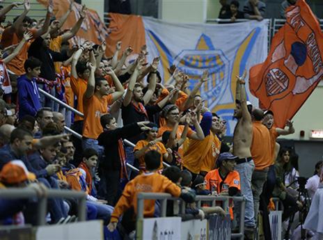 הקהל הכתום הגיע בהמוניו (אודליה מטרי, מכבי ראשל"צ)