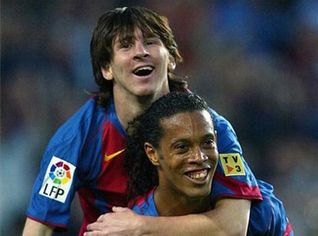 ככה הוא חגג את הראשון, ומאז באו עוד הרבה