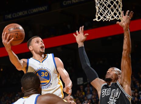 קלע 27 נקודות. קרי (Getty)