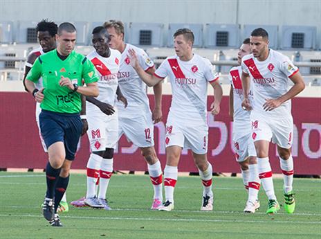 הצגה של האדומים (עודד קרני)