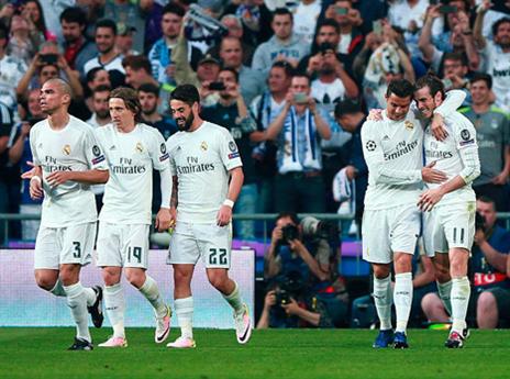 ממתינים מאחור. שחקני ריאל (Getty)